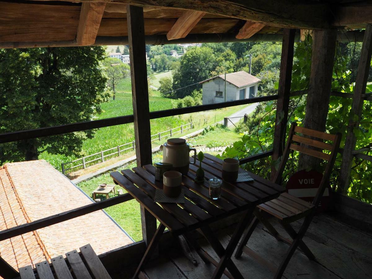 Le Chatel en Beaujolais Valsonne Extérieur photo